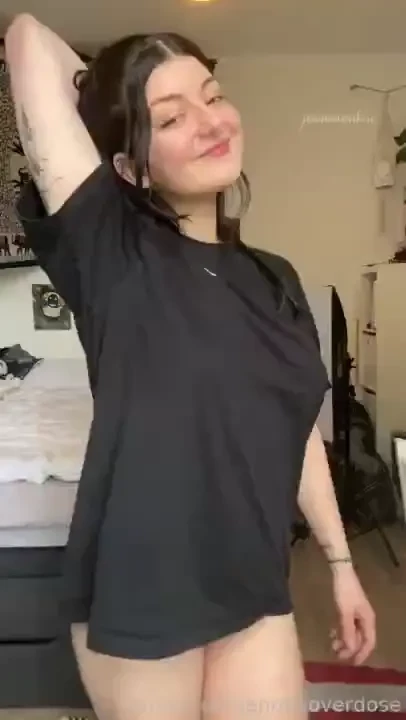 I filmed this right after taking a shower no deodorant just my clean 