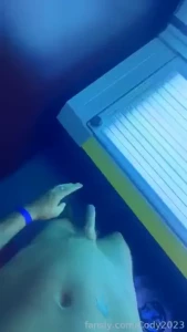 Tanning gone wrong pt 2