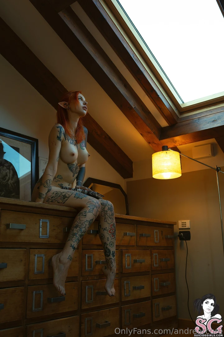 New set with the lovely ninaq_sg full set 48 pics available only on 