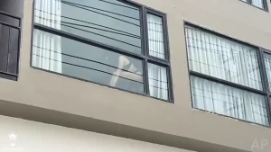 Hijabi invited a stranger to fuck in her hotel room wait a hot new