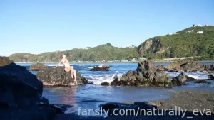 I was lucky enough to get another stunning beach day in stay tuned as