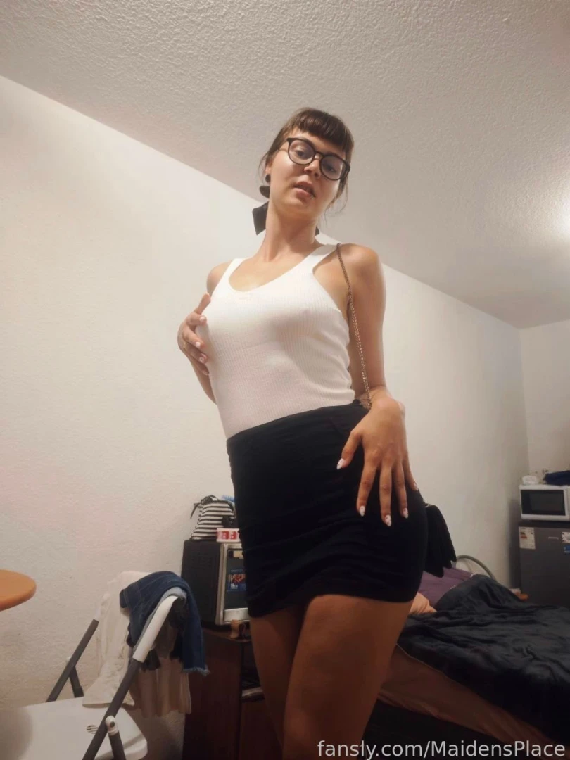 What s up pic pussy nude underwear boobs ass butt party skirt mini part 2 