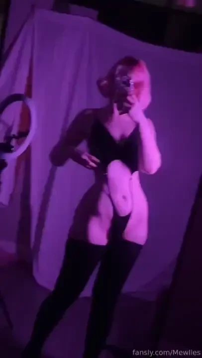 Hey babes come have some soft gearing up for spooky seazon how many 