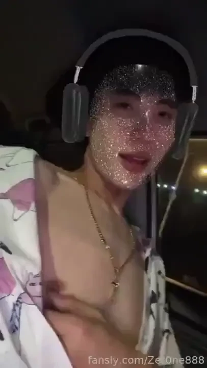 Help me please guys d i m hornmmmnyyyy i amt yr tounguee 