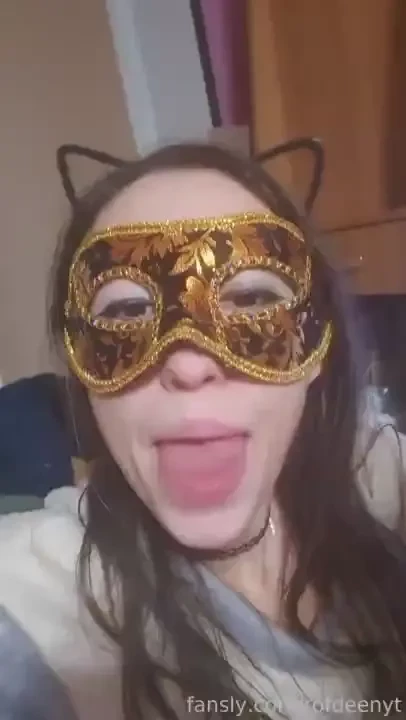 Tongue flicking fyp rofdeenyt sexy fetish girl girlfriend tongue 