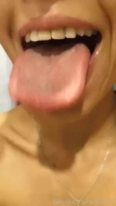 Finished customs 1 min - little dirty long tongue fyp rofdeenyt sexy