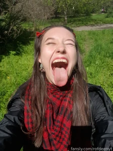 Wide tongue fyp rofdeenyt sexy fetish girl girlfriend tongue part 1