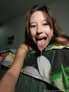 Eat my spits from long tongue p fyp rofdeenyt sexy fetish girl