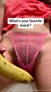 What s your favorite snack if your answer is hairy pussy i do have