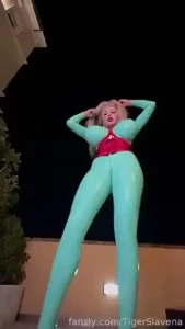 Sky high humiliation supertall doctor slavena 26cm 2 5m high