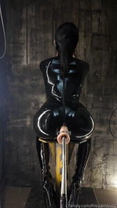 Blacklatex
