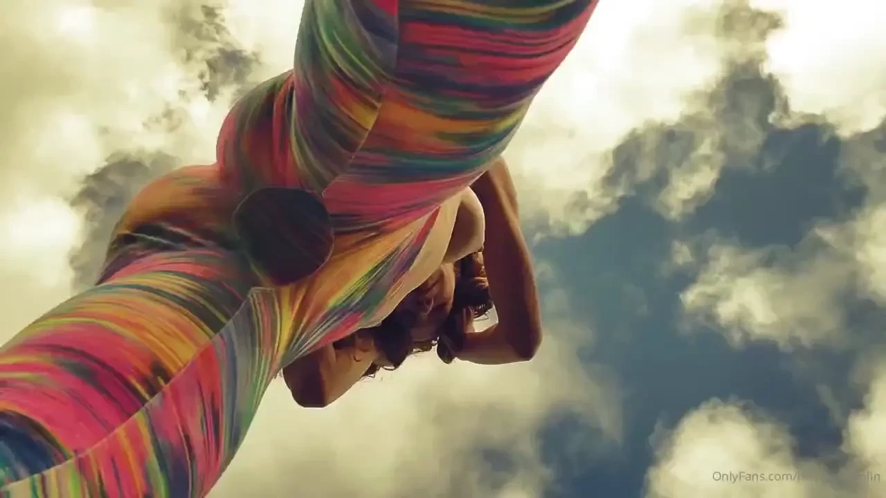 New video outdoor redhead does naked squats in your face and then long 