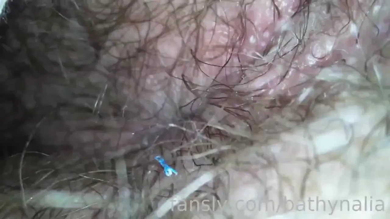 How do you think you d handle being smaller than a speck of lint in 