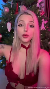 Imagine being greeted by your girlfriend dressed like that murmion_sg