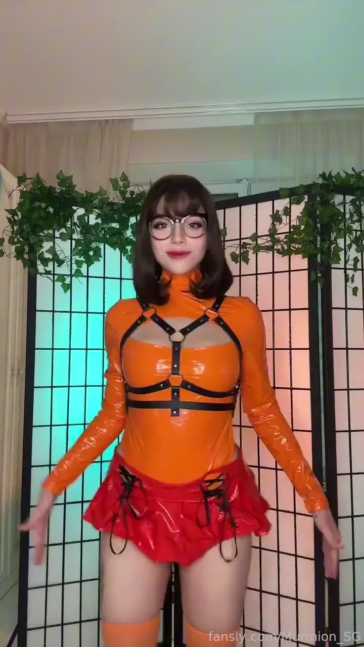 Wait murmion_sg _______________ pawg cosplay brunette velma teen young 