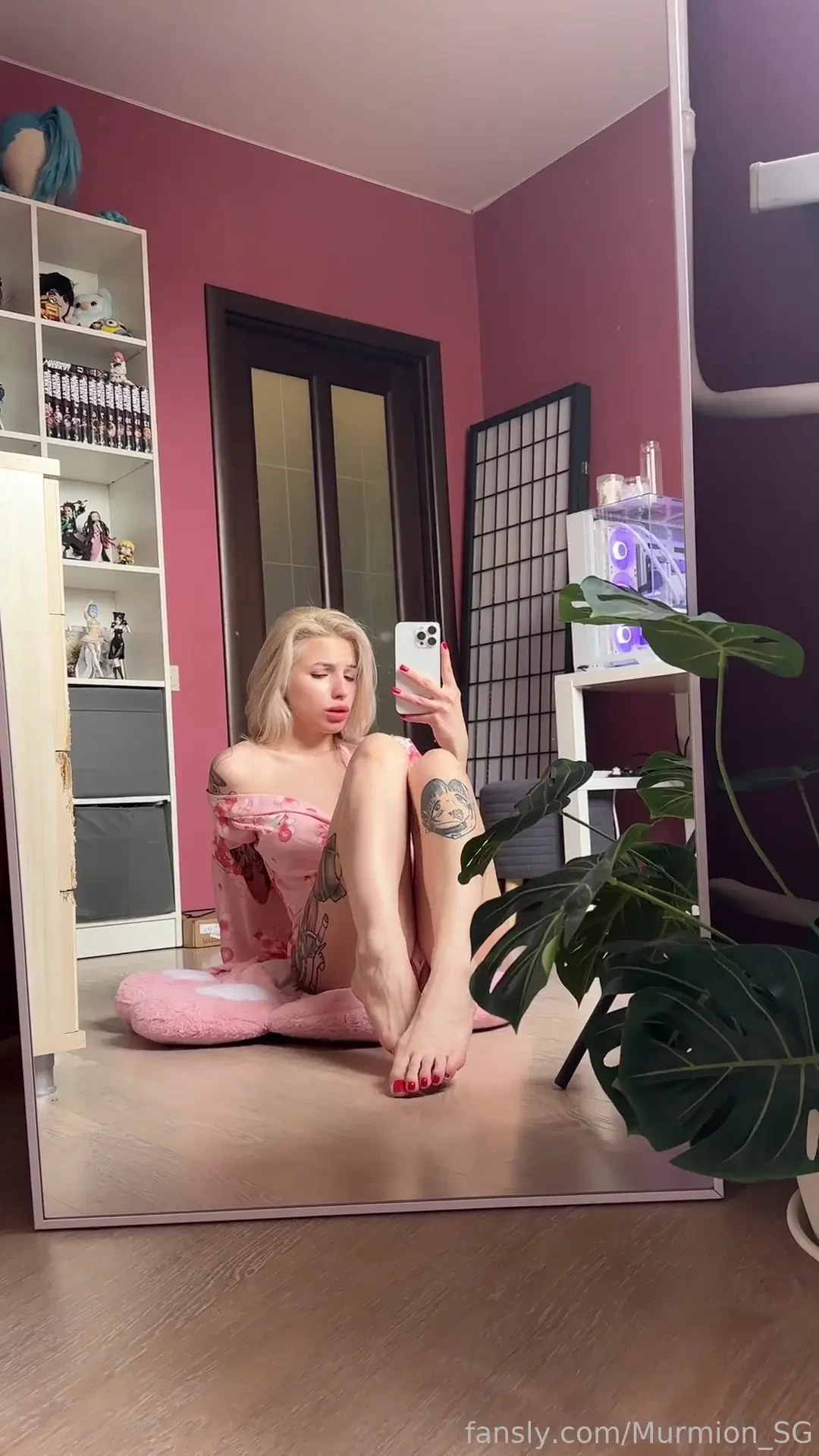 How many toes am i showing murmion_sg ______________ feet hornyteen 