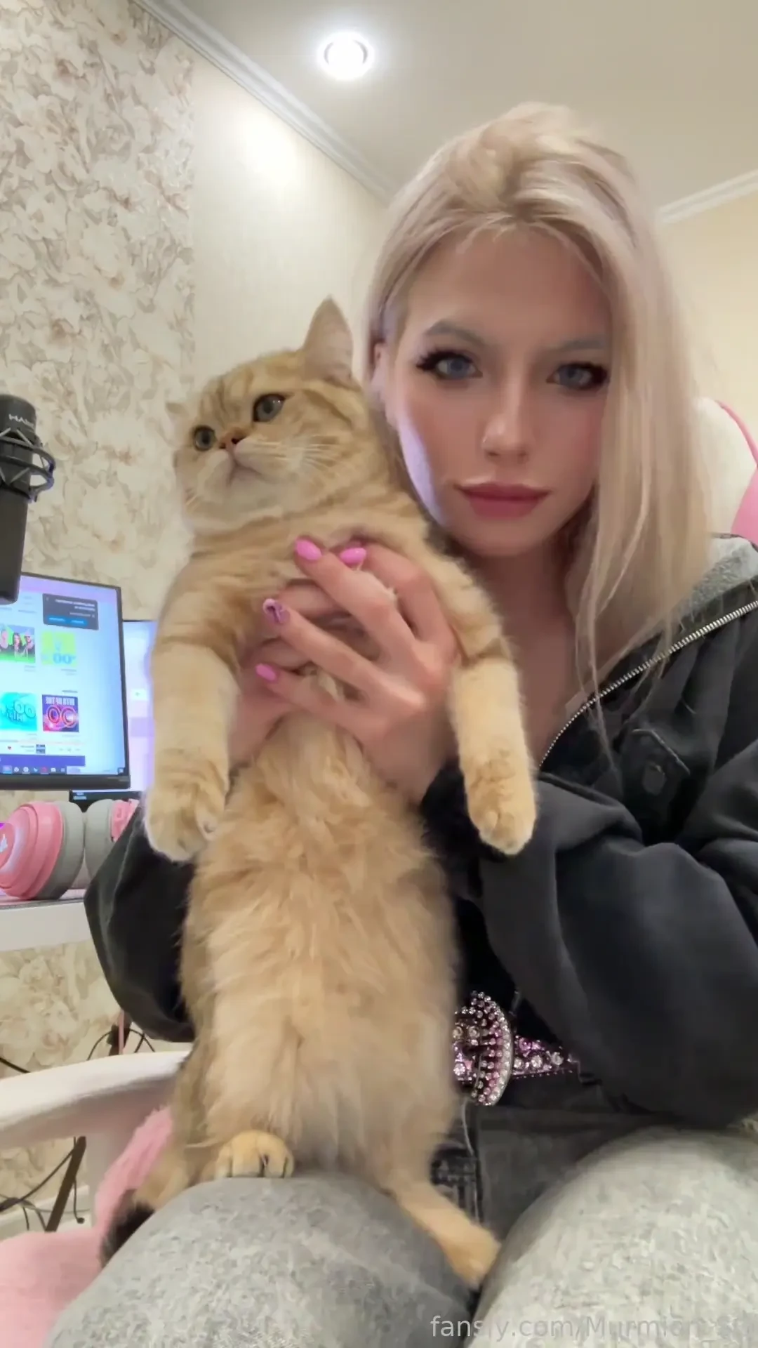 Which one of us is cuter murmion_sg ______________ fyp ass teen young 