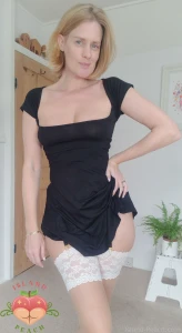 Oh there are white ones too i know they are kinda popular hehe part 6