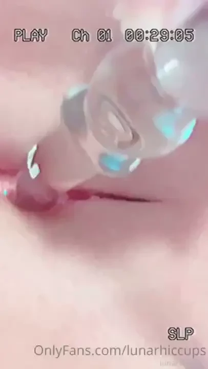 Does my pussy look submissive and breedable to you 