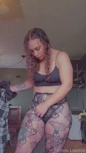 Id make a damn cute goth girl that s all i m saying slimthick