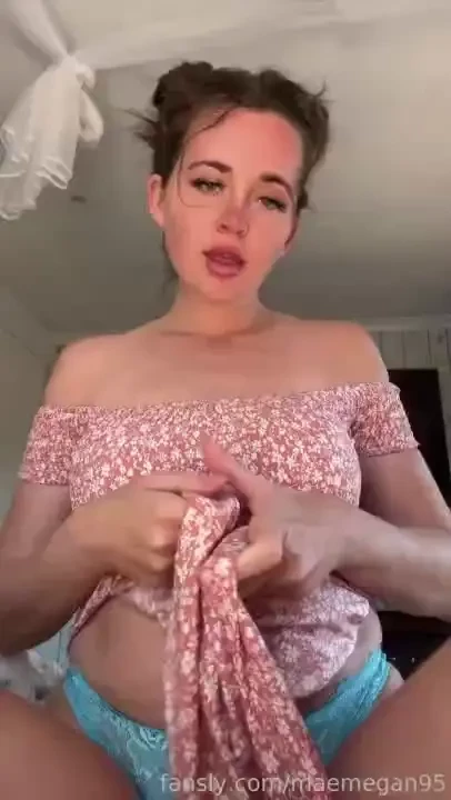 Would you prefer to see some pink fyp milf hairypussy pussy bush 