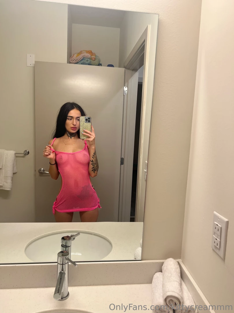 What would make u cum hard solo or sextape 