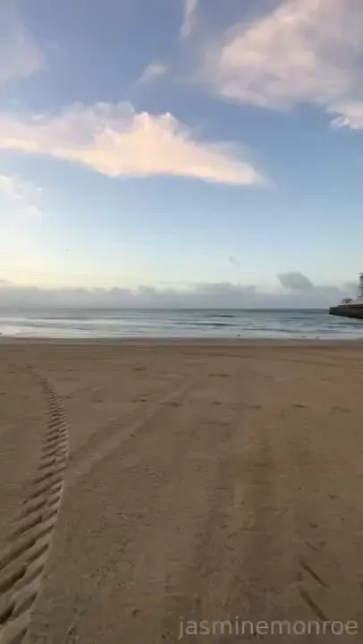 On saturday morning around 2am the guy i fucked last week texted me 