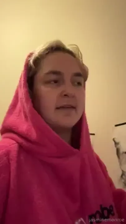 Jasmine out in the wild a comedian asked me out on a date last night i part 1 