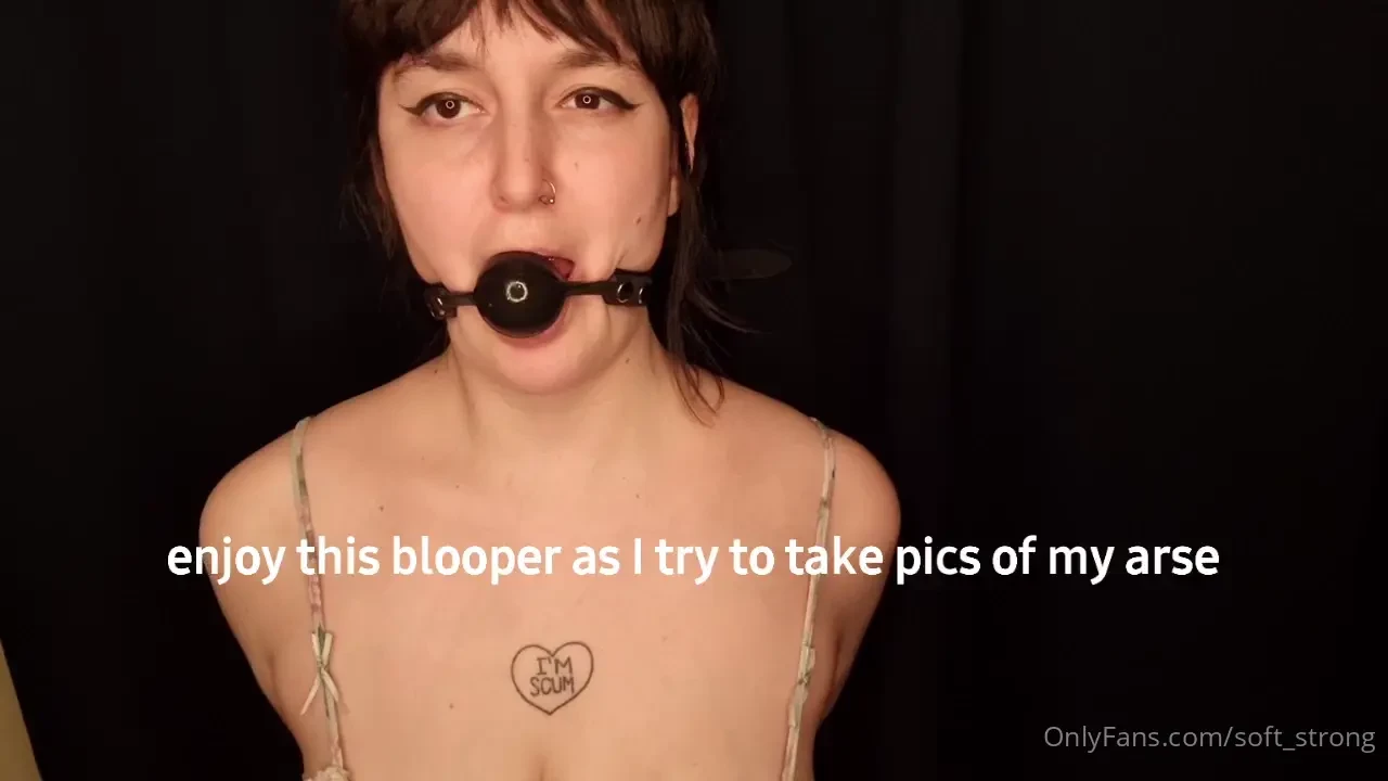 Hahahahaha throwback blooper omg 