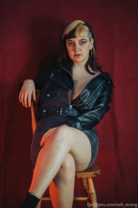 Do you think i look sexy here