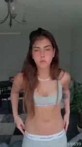 Would you like too fuck this type of women fyp freaky horny tomboy top