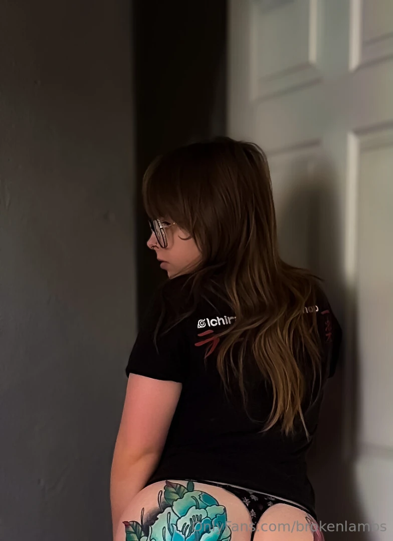 Have i gotten thicker ps don t tell sasuke that i wore naruto s shirt part 3 