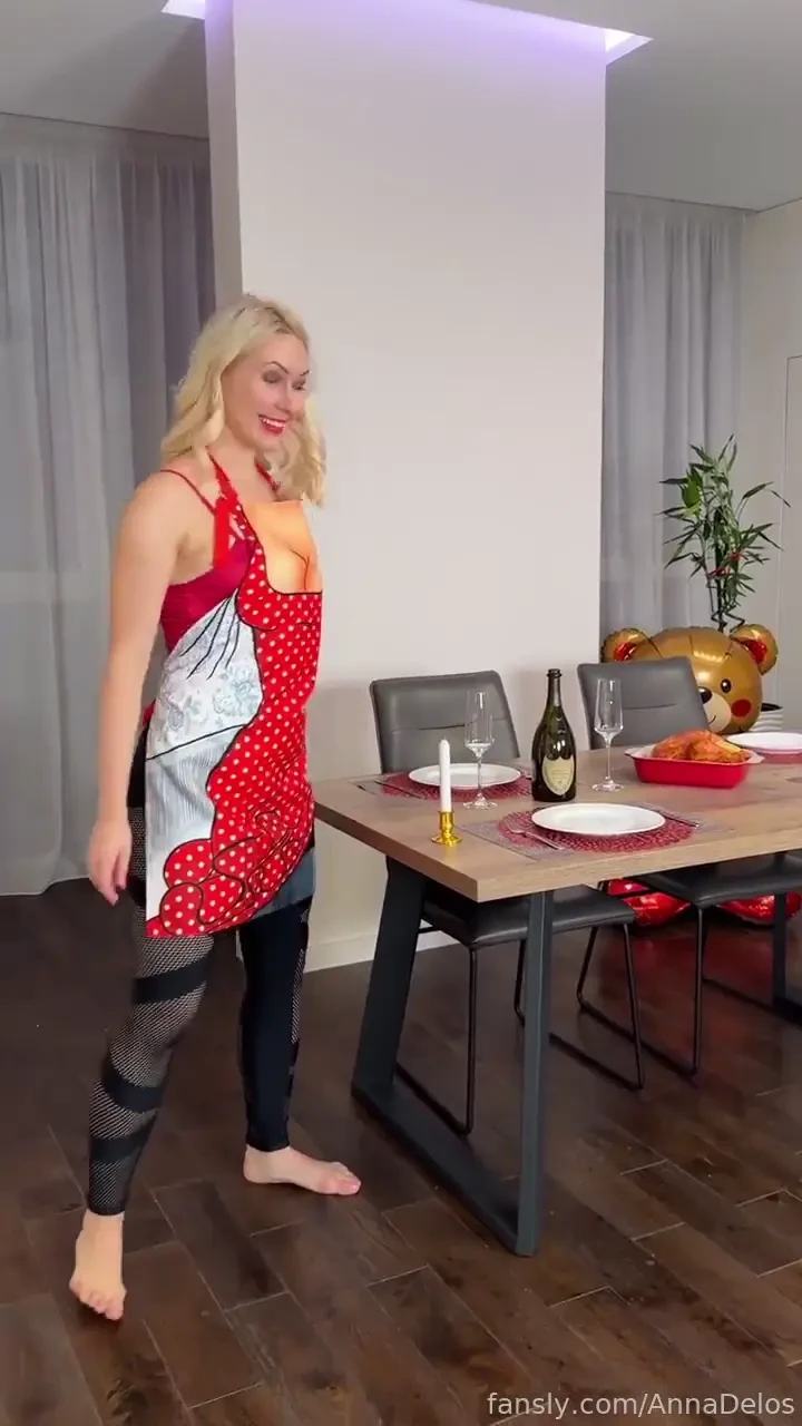 I invite you to dinner at my place fyp flexible cute milf blonde trick 