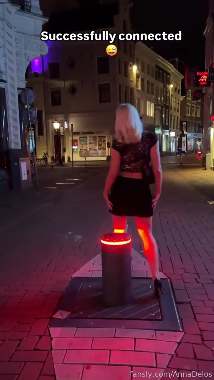 How many sex toys do you think i have fyp alt buttplug outside 