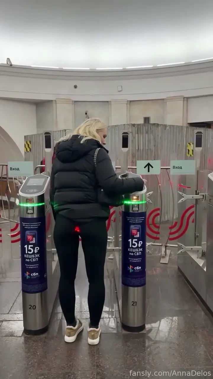 My usual routine fyp french magic asshole buttplug blond milf outdoors 