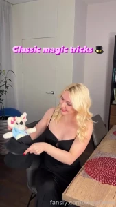 Do you like my magic fyp kitchen flexible blond milf trick magic bj