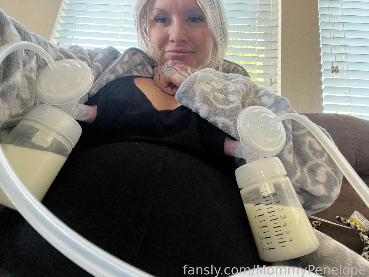 Gooooood morning lactation fetish taboo mommy milky tits breastmilk 