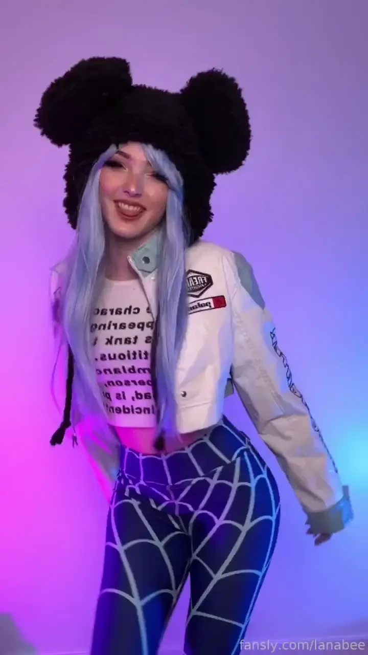 Spidergwen inspired outfits spiderverse spidergwen outfitinspiration 