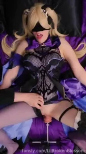 Master ties fischl down with thick heavy rope spreading her legs wide