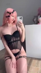 I bet you wouldn t last long in this position nbsp 3 gothgirl anime