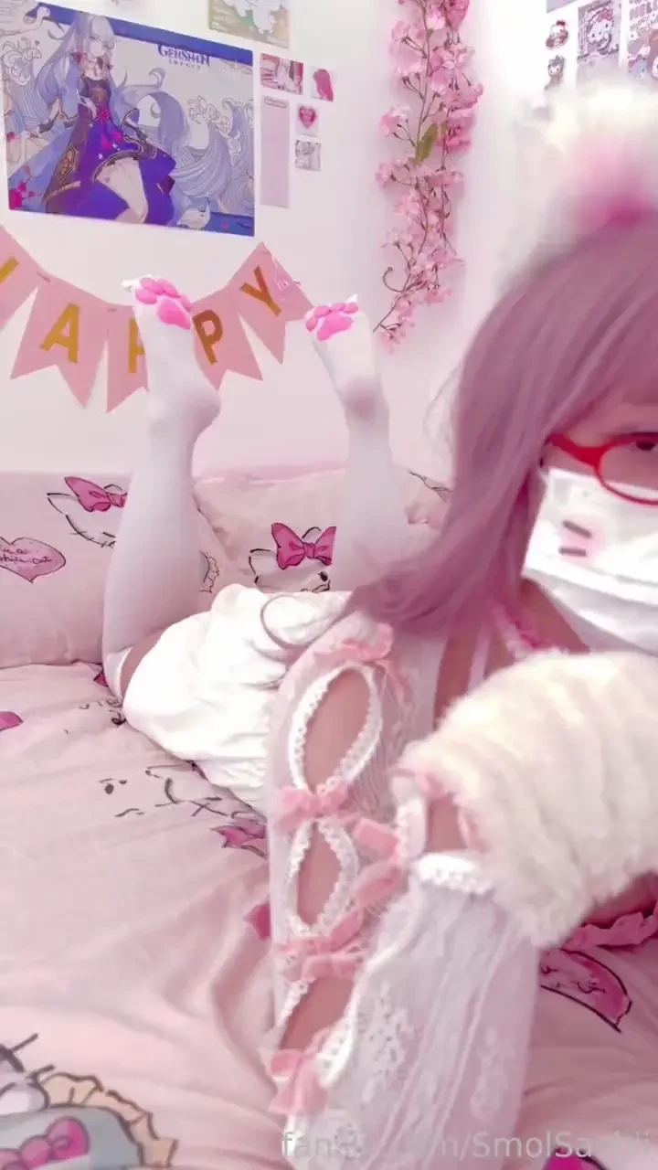 Is this kitty gonna scratch bite or lick chuuu fyp asian japanese 