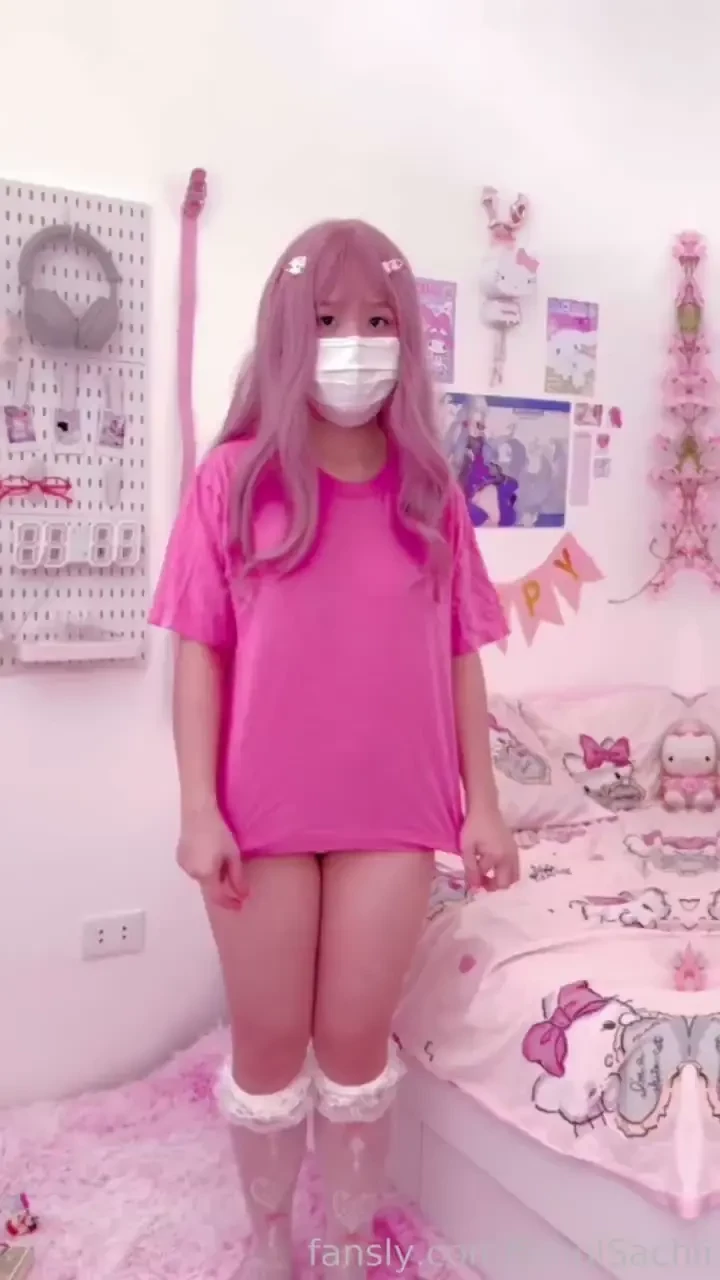 What sachi-chan does 90 of the time filming a naughty content fyp 
