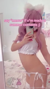 Neko-chi is preparing for her summer bod andd contentsss who s excited