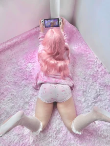 U-unpacking the game or sachi-chan s clothes which should go first gt