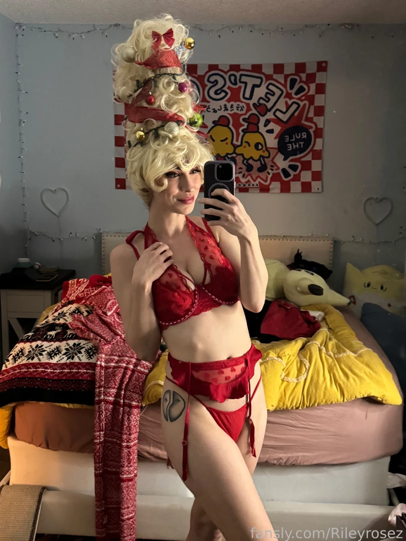 Forgot to post these for christmas i decorated my crazy christmas wig 