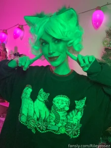 Found a little pussycat under your tree part 7