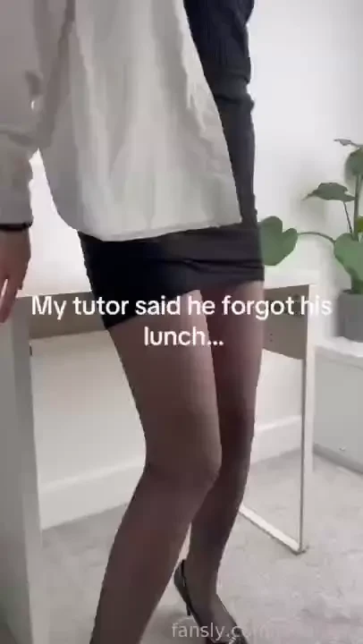 Spread my pantyhose legs and take me right here on this desk pantyhose 