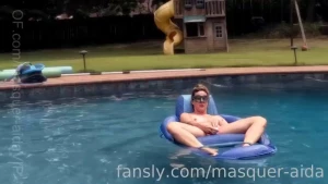 Subscriber video it s too hot for clothes today let me strip in my
