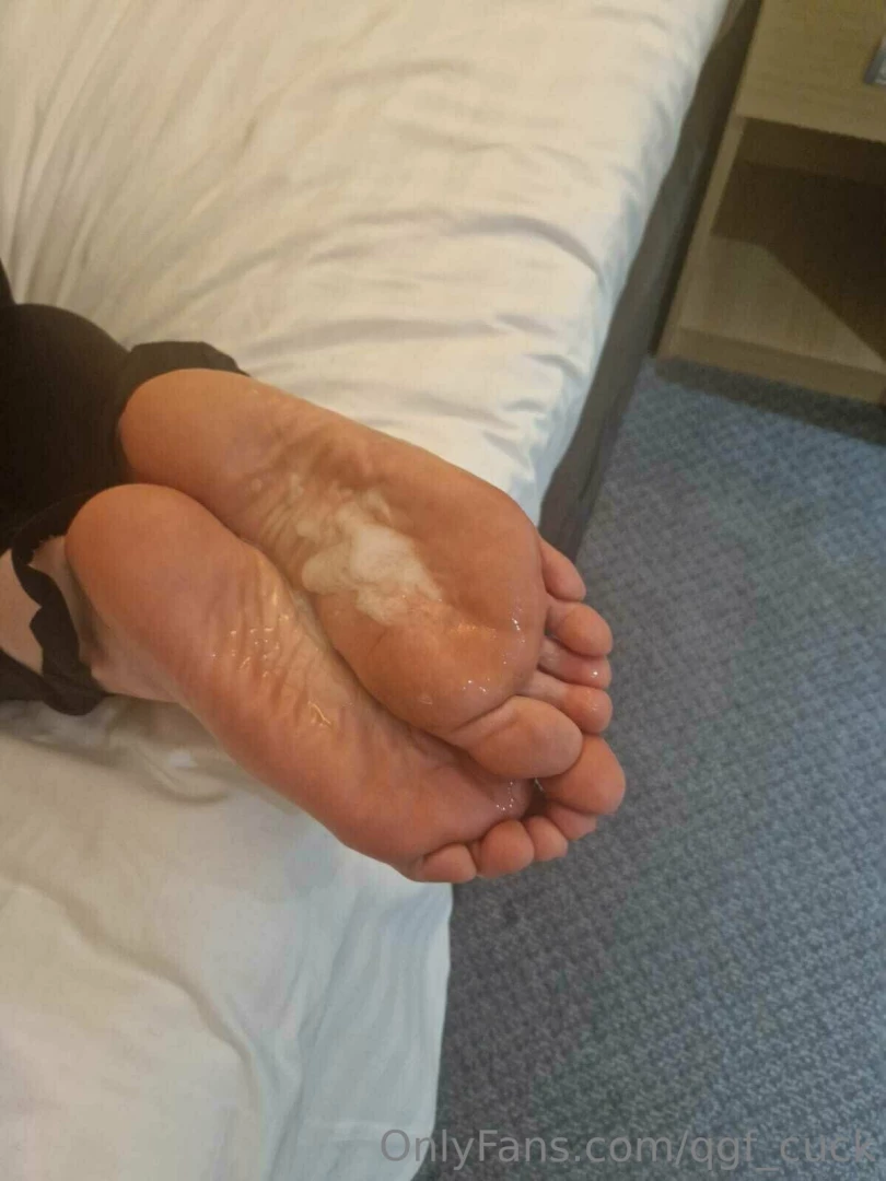 qgf-cuck - Massive load delivered to abi s feet after a session more to cum today part 7 