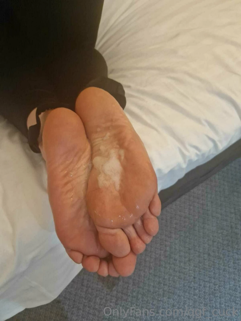 qgf-cuck - Massive load delivered to abi s feet after a session more to cum today part 2 